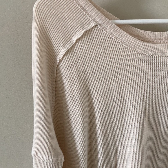 Ariztia Long sleeve Waffle Top - Picture 2 of 6